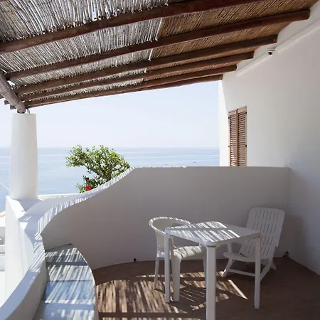 Отель Cincotta 3*