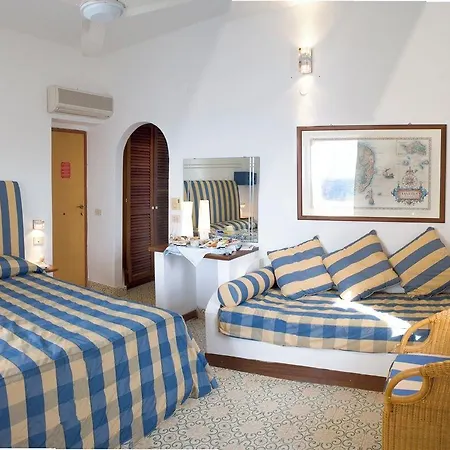 Cincotta 3* Panarea